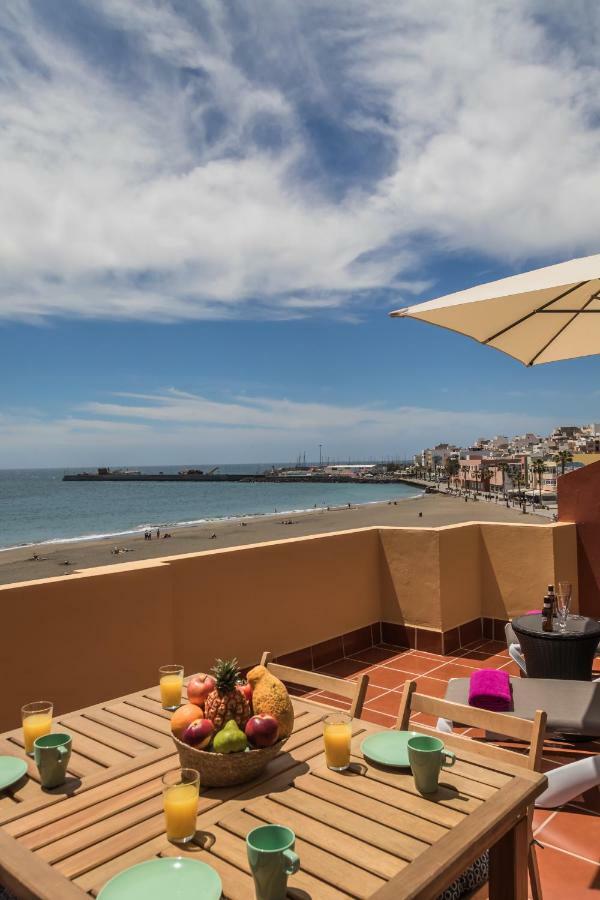 Апартаменты Ocean View Penthouse Гран-Тарахал Экстерьер фото
